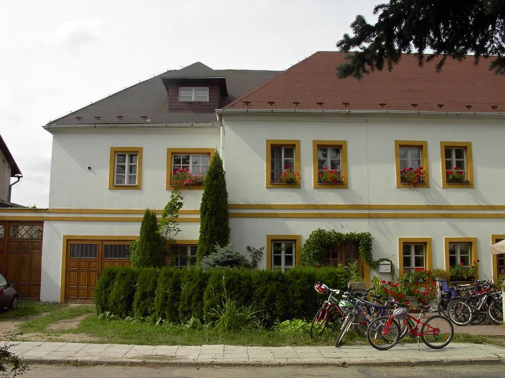 Pension A Restaurace Rudolec Cesky Rudolec Exterior photo
