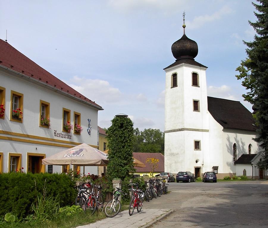 Pension A Restaurace Rudolec Cesky Rudolec Exterior photo